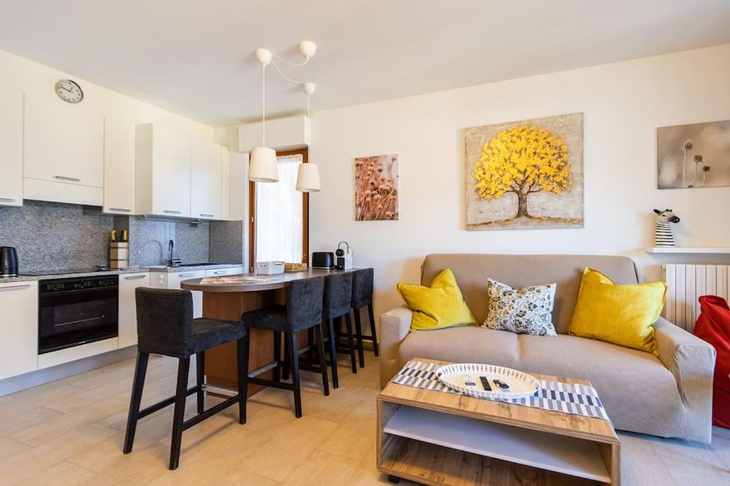 Wraparound Lake Views Bellavista Residence Καμπιόνε ντ' Ιτάλια Εξωτερικό φωτογραφία