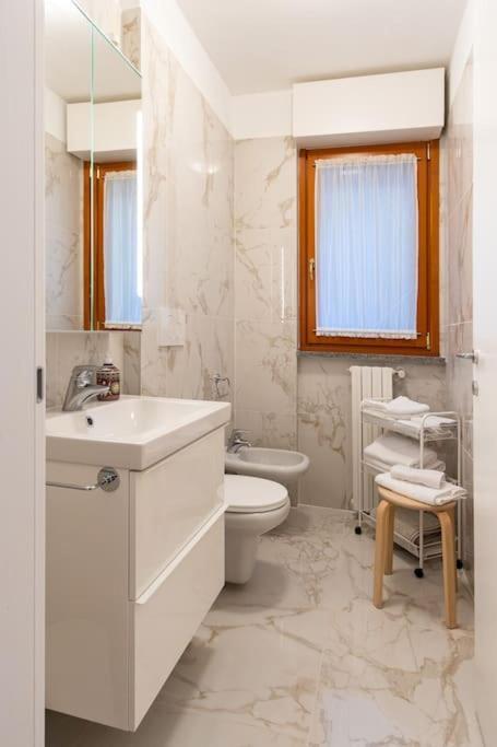 Wraparound Lake Views Bellavista Residence Καμπιόνε ντ' Ιτάλια Εξωτερικό φωτογραφία
