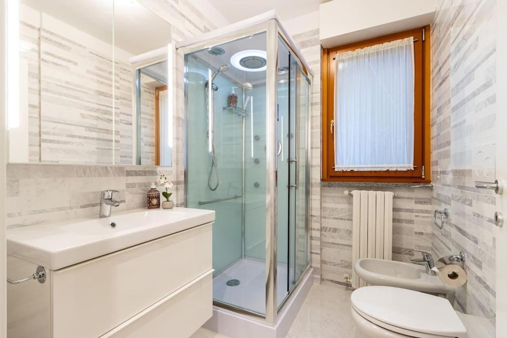 Wraparound Lake Views Bellavista Residence Καμπιόνε ντ' Ιτάλια Εξωτερικό φωτογραφία